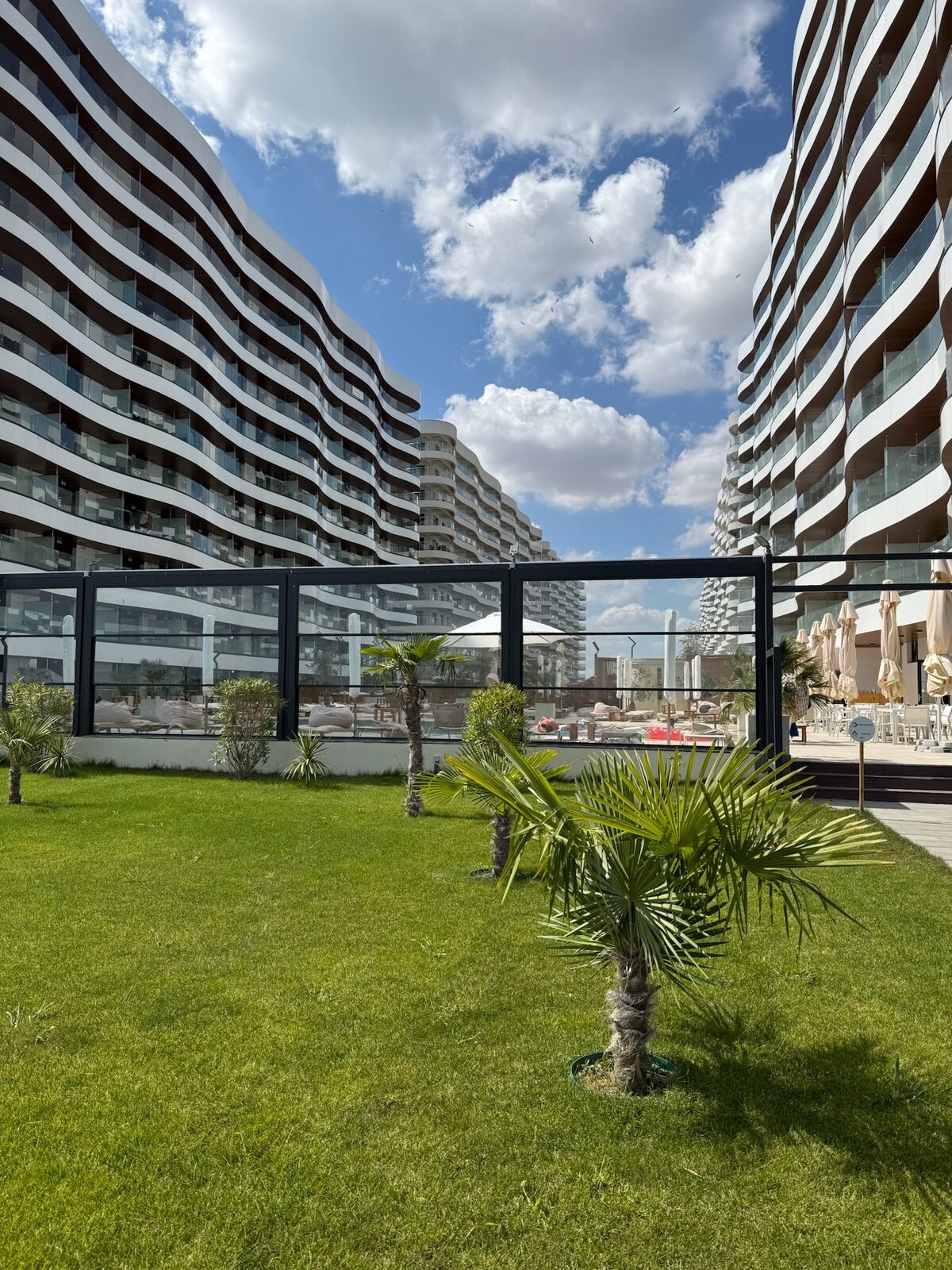 Studio etaj 3, Casa del Mar